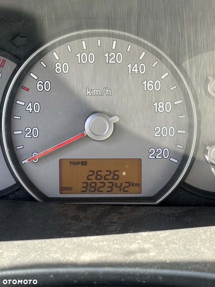 Kia Carens 2.0 CRDi EXpedition - 7