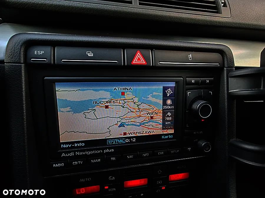 Audi A4 Avant 2.0 TDI - 19