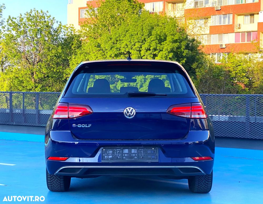 Volkswagen Golf e-Golf - 15