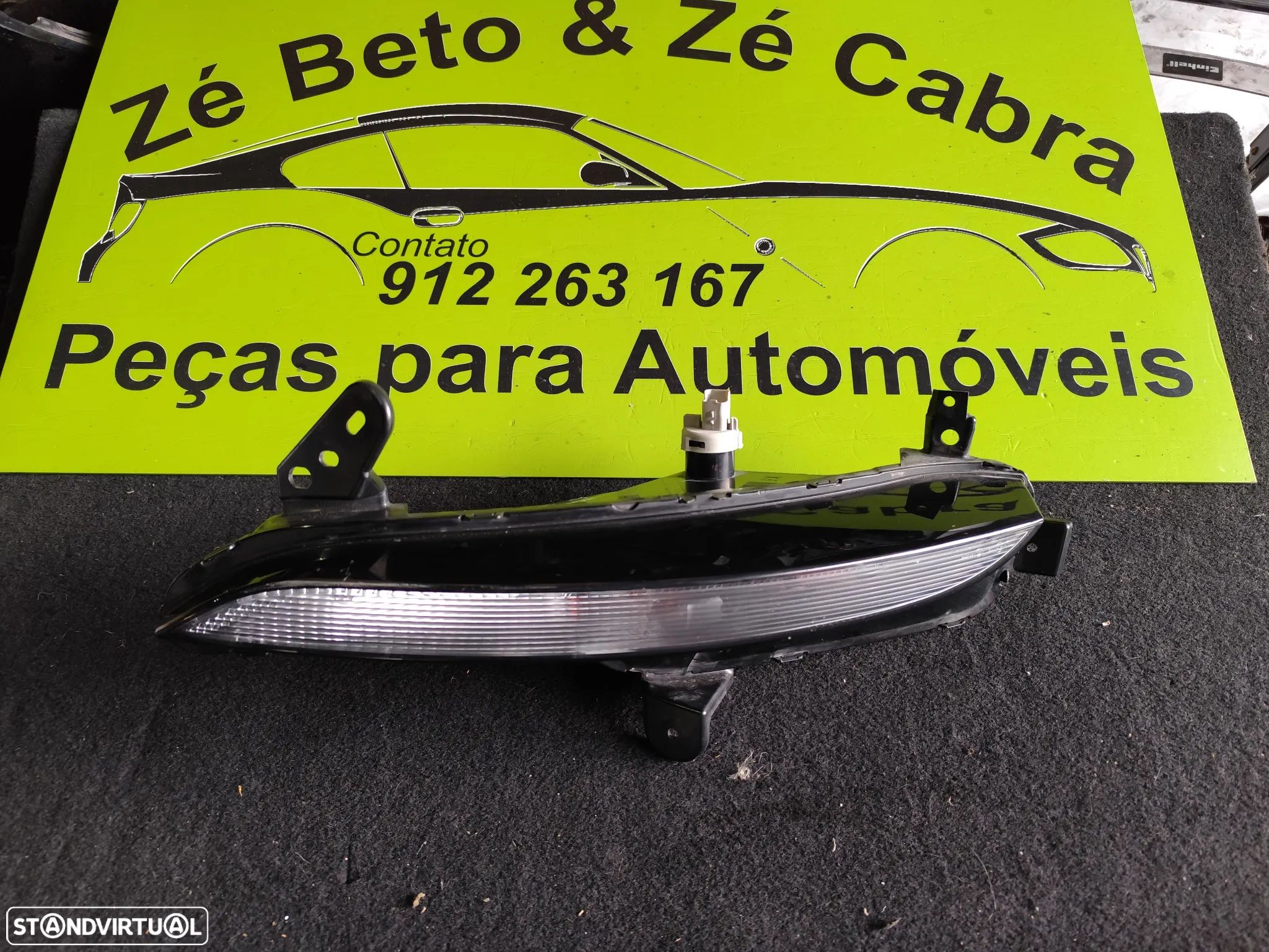 RENAULT MEGANE IV 4 FAROL PISCA DIREITO - FF622 - 1