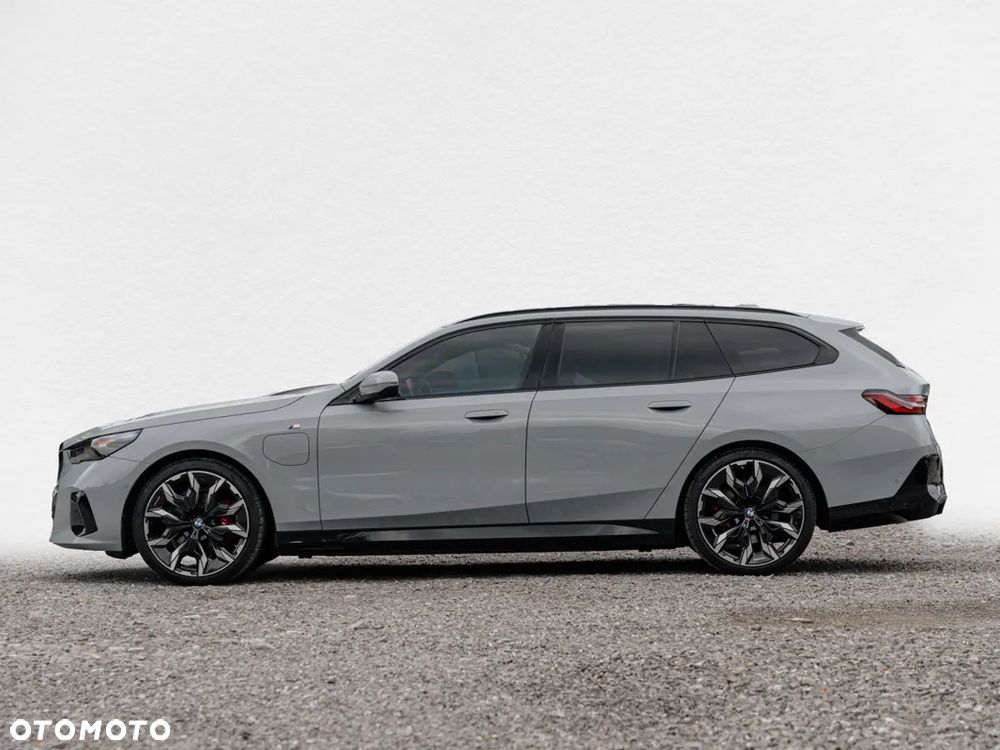 BMW Seria 5 530e xDrive - 4
