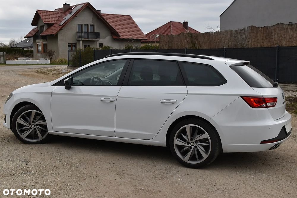 Seat Leon 2.0 TDI DPF DSG FR - 4