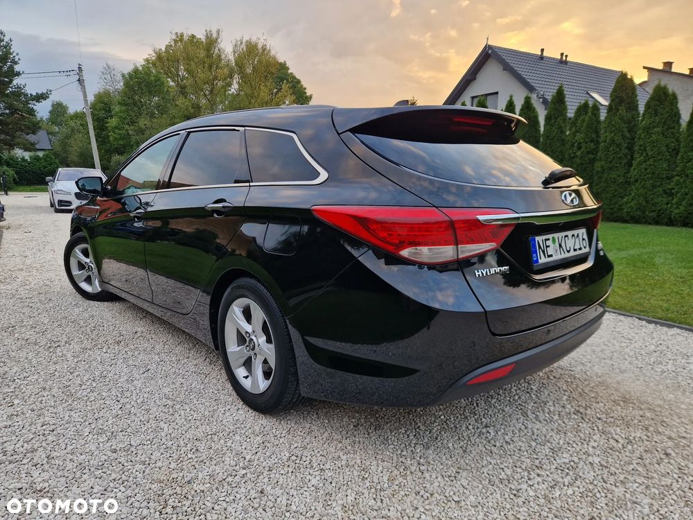 Hyundai i40 i40cw 1.7 CRDi Automatik Fifa World Cup Edition - 27