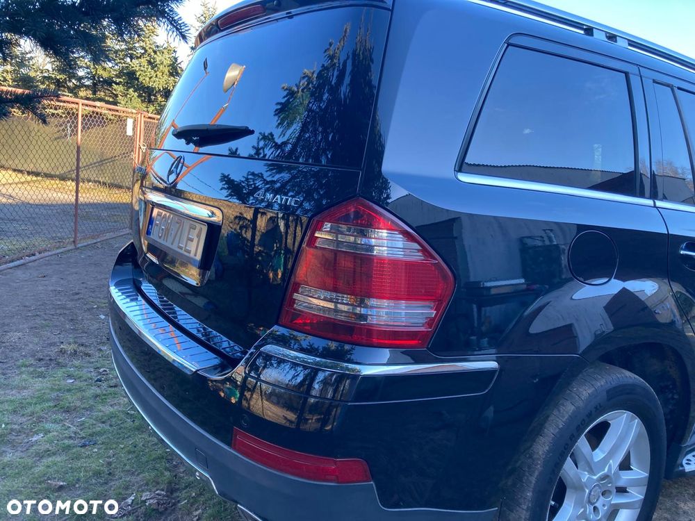 Mercedes-Benz GL 420 CDI - 23