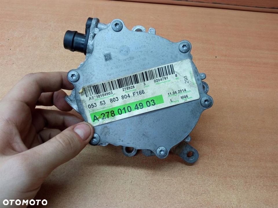POMPA VACUM VAKUM MERCEDES GL X166 4.7 A2780104903 - 2