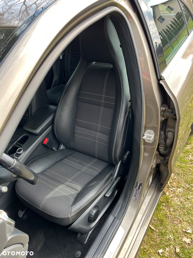 Mercedes-Benz Klasa A 200 (BlueEFFICIENCY) AMG Sport - 11