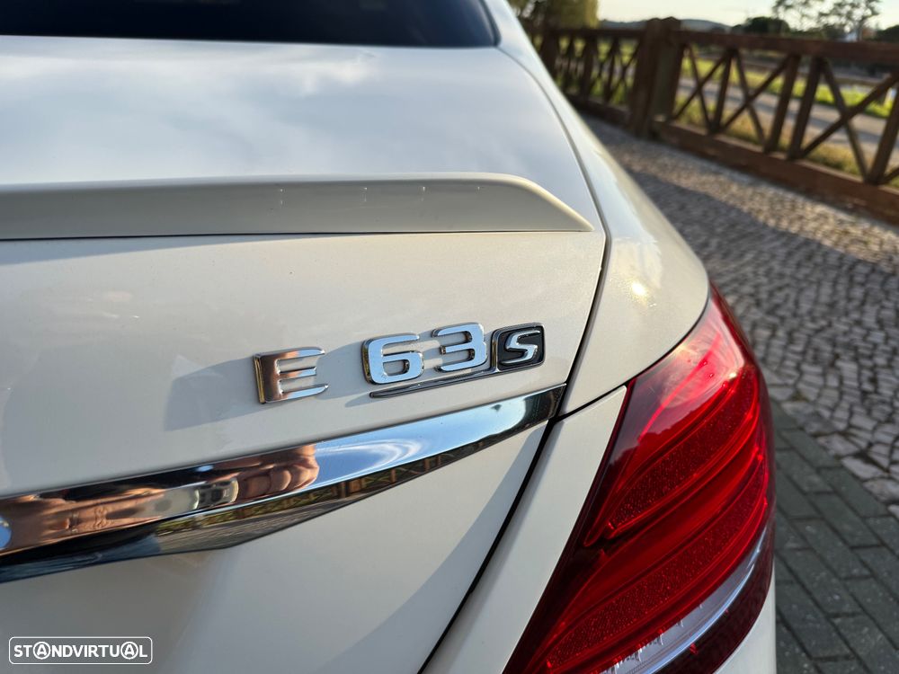 Mercedes-Benz E 63 AMG S 4-Matic+ - 9