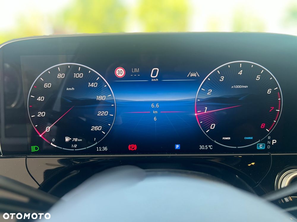 Mercedes-Benz Klasa E 200 mHEV 4-Matic Exclusive 9G-Tronic - 19