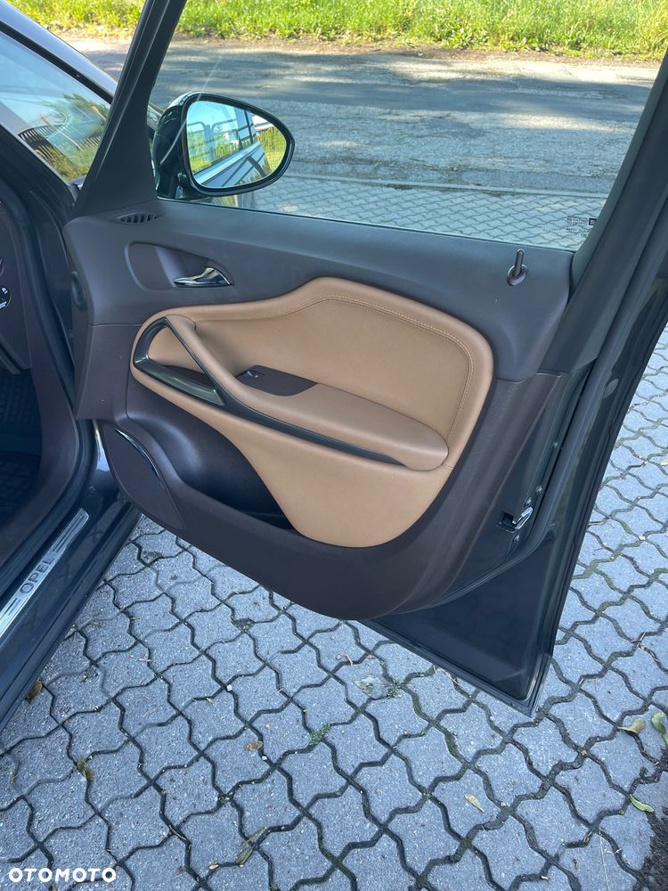 Opel Zafira - 31