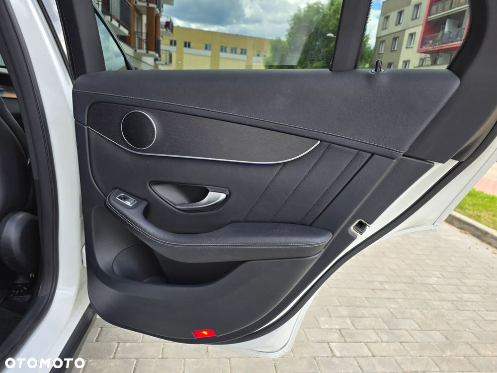 Mercedes-Benz GLC 220 d 4-Matic - 22