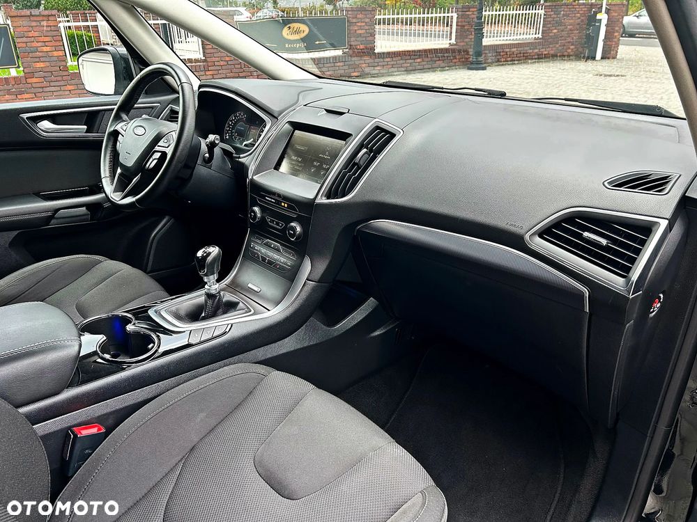 Ford S-Max 2.0 TDCi Titanium - 21