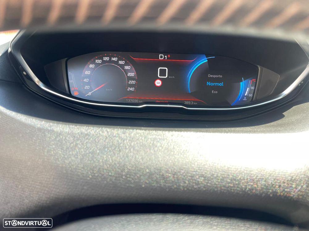 Peugeot 3008 PureTech 130 Stop & Start GPF EAT8 Allure - 15