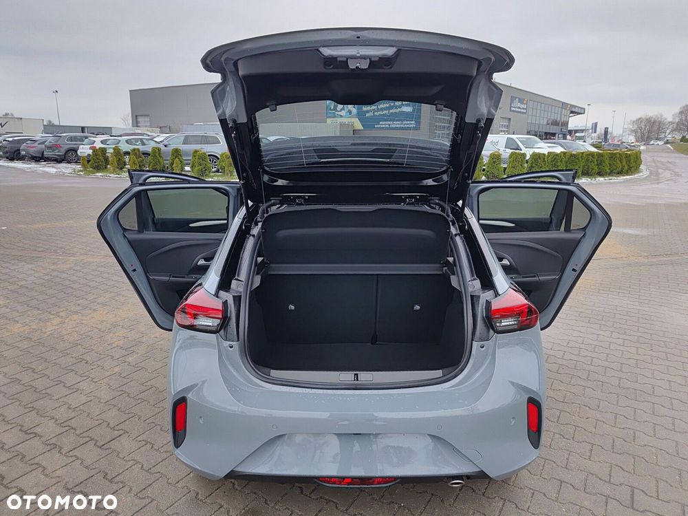 Opel Corsa 1.2 T mHEV GS eDCT - 32