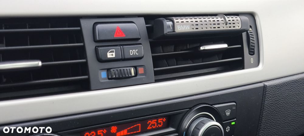 BMW Seria 3 320d - 28