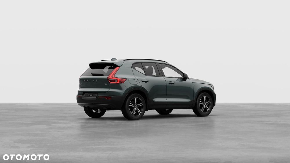 Volvo XC 40 B4 Plus Dark - 6