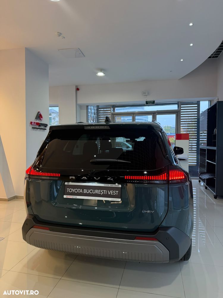 Toyota RAV4 - 13