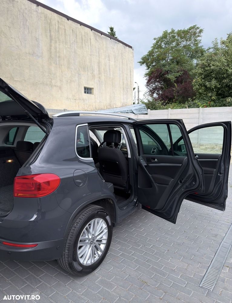 Volkswagen Tiguan 2.0 TDI DPF 4Motion BlueMotion Technology DSG Sport & Style - 8