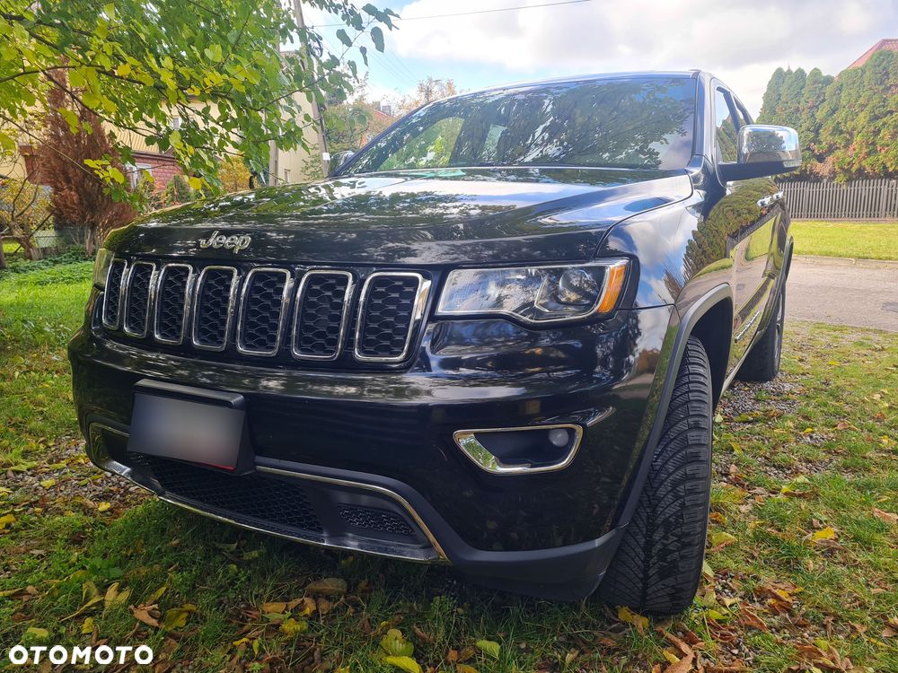 Jeep Grand Cherokee - 36