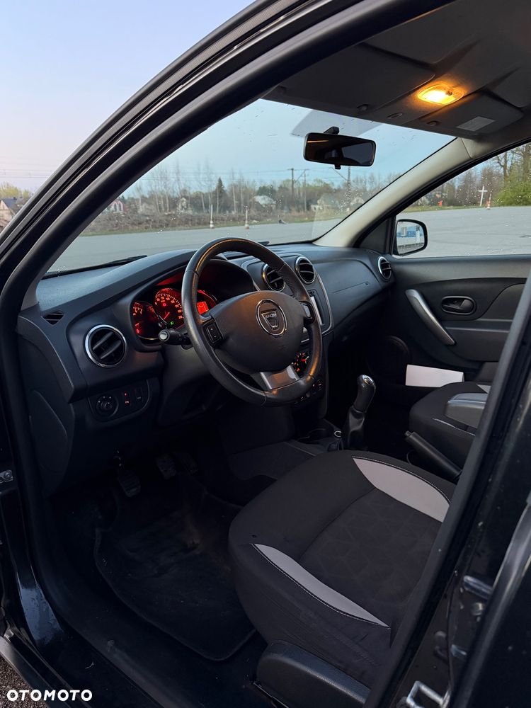 Dacia Sandero TCe 90 Laureate - 9