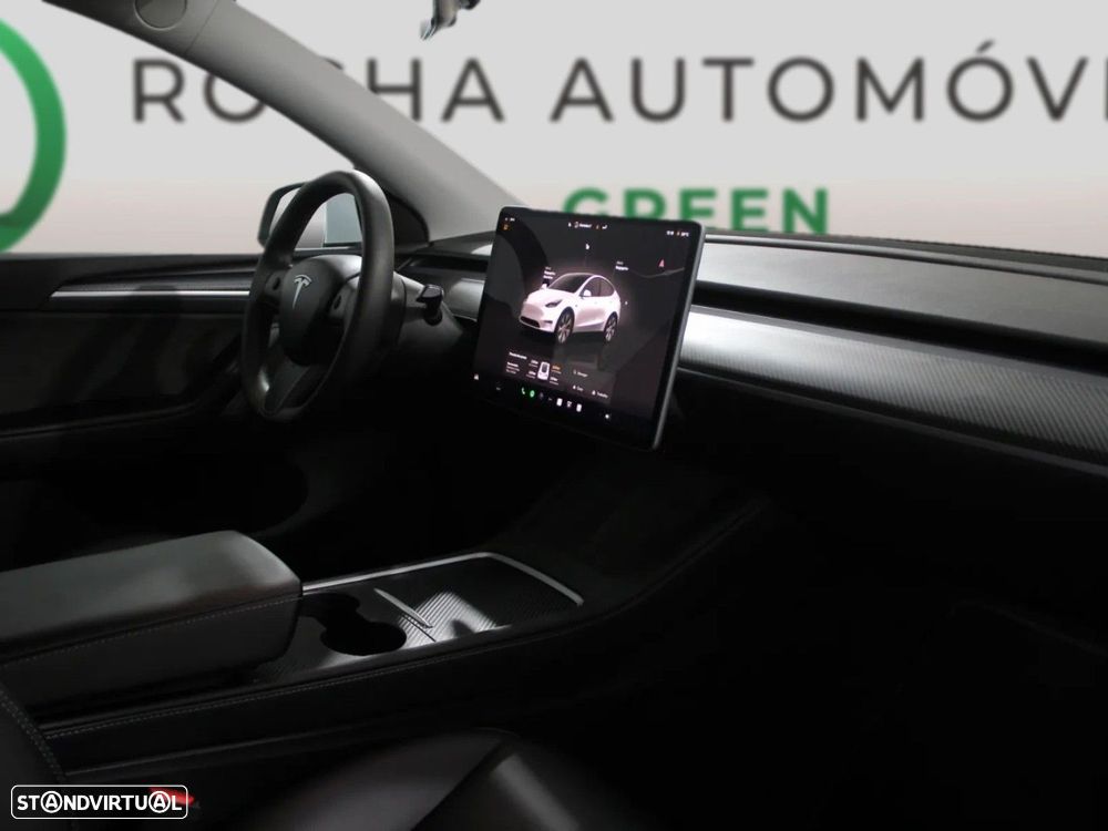 Tesla Model Y Standard - 9