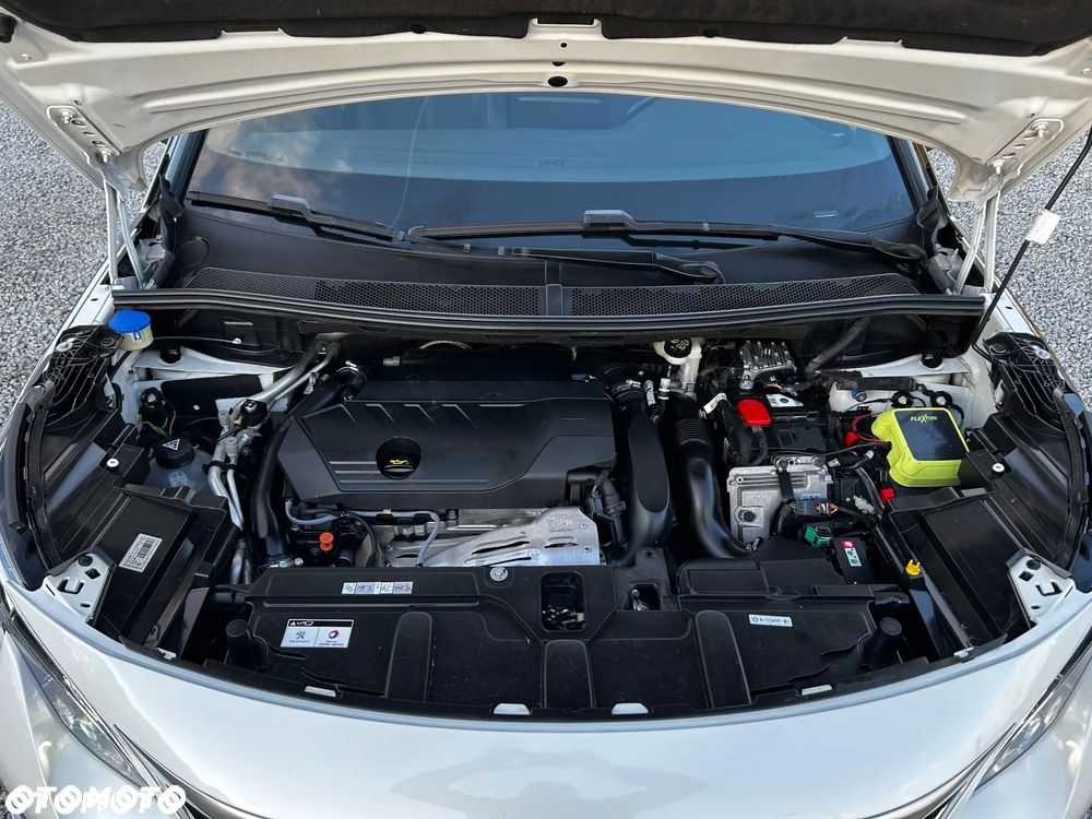 Peugeot 3008 1.6 PureTech HYbrid4 GT Line S&S EAT8 - 40