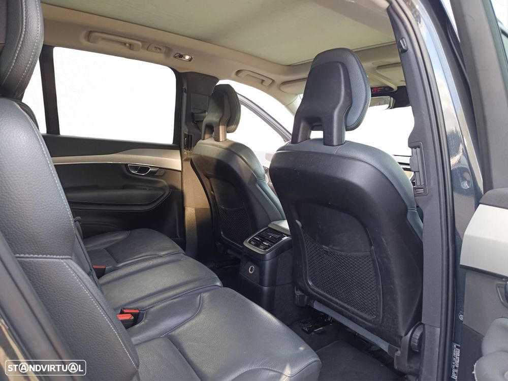 Volvo XC 90 2.0 T8 PHEV Momentum Plus AWD - 21