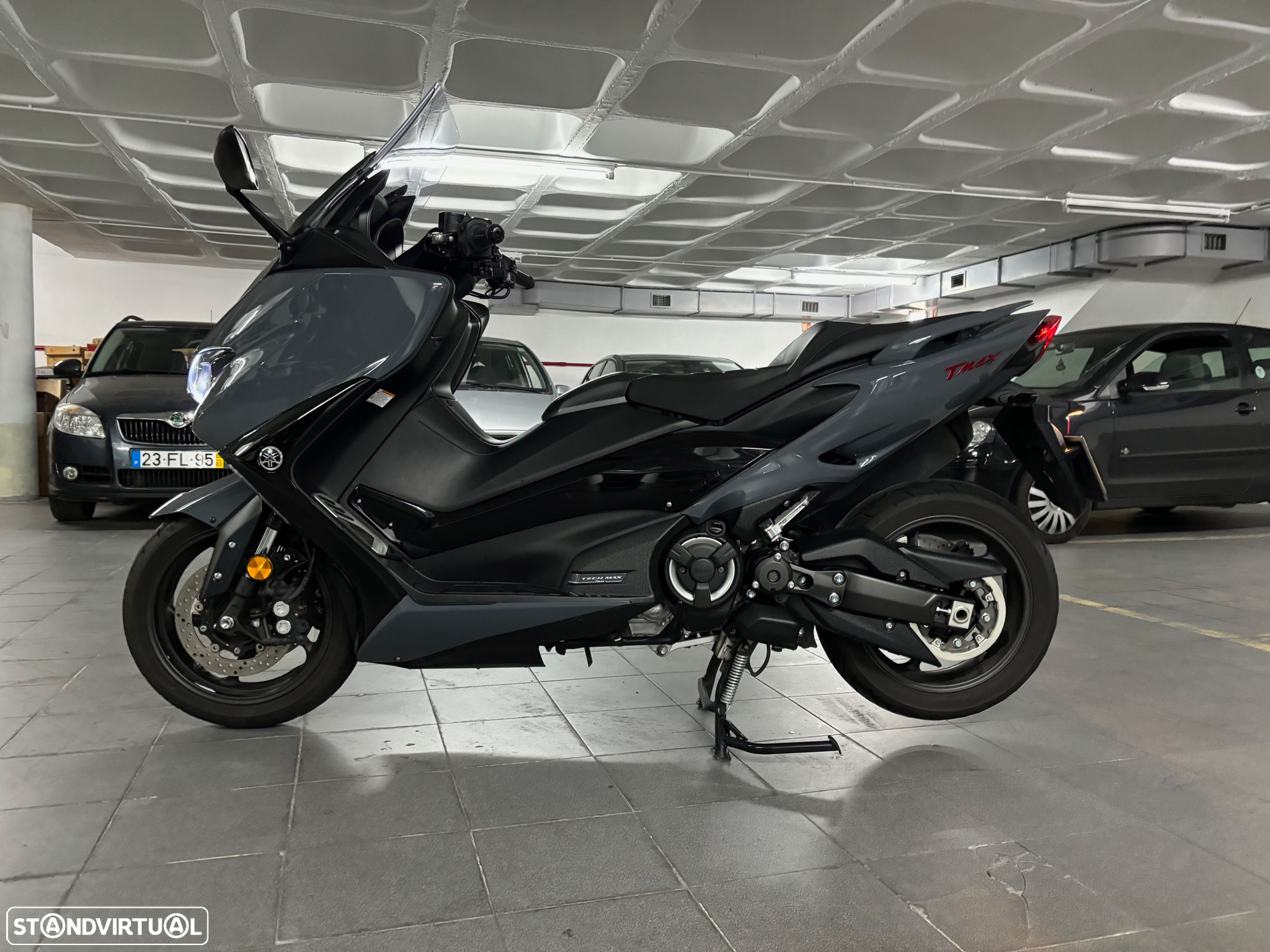 Yamaha TMAX Tech Max - 3