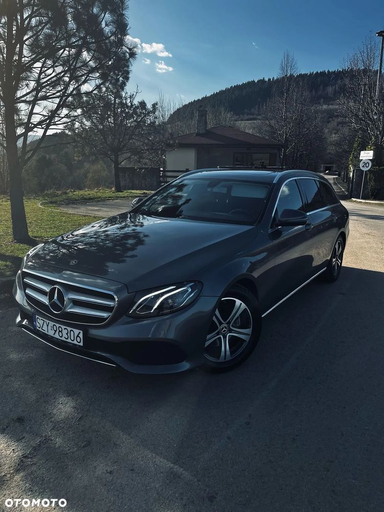Mercedes-Benz Klasa E 220 d T 9G-TRONIC - 1