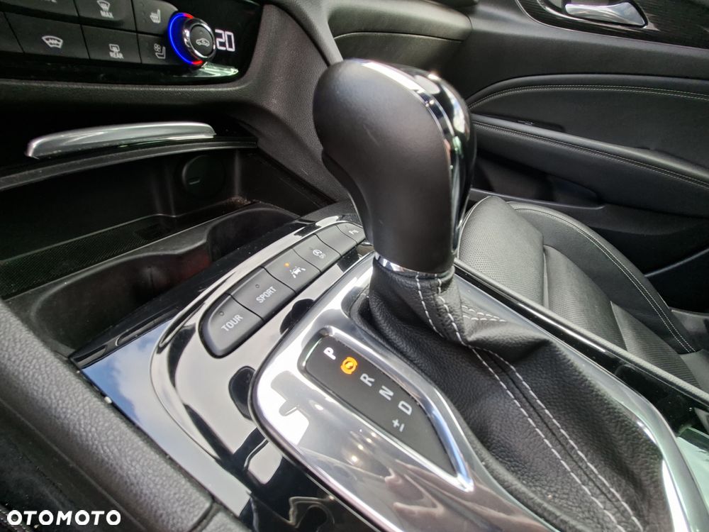 Opel Insignia 2.0 CDTI 4x4 Exclusive S&S - 30
