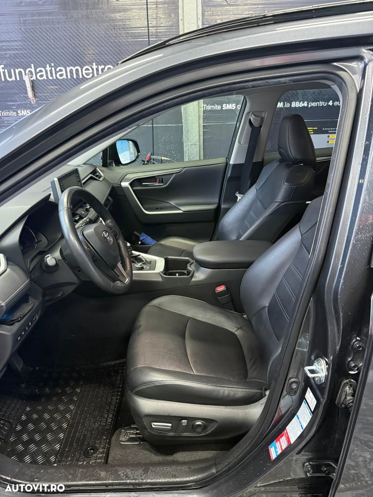 Toyota RAV4 2.5 VVT-iE 4x4 Luxury - 2