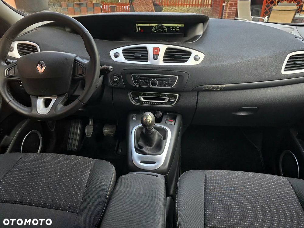 Renault Scenic 1.6 16V Authentique - 13