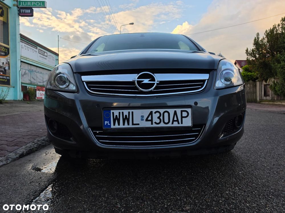 Opel Zafira 1.7 CDTI Cosmo - 25