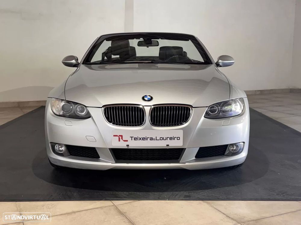 BMW 320 d Cabrio Intense - 3