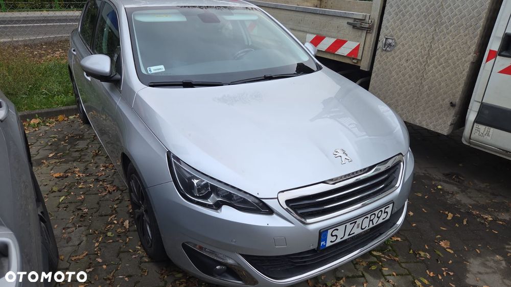 Peugeot 308 - 3
