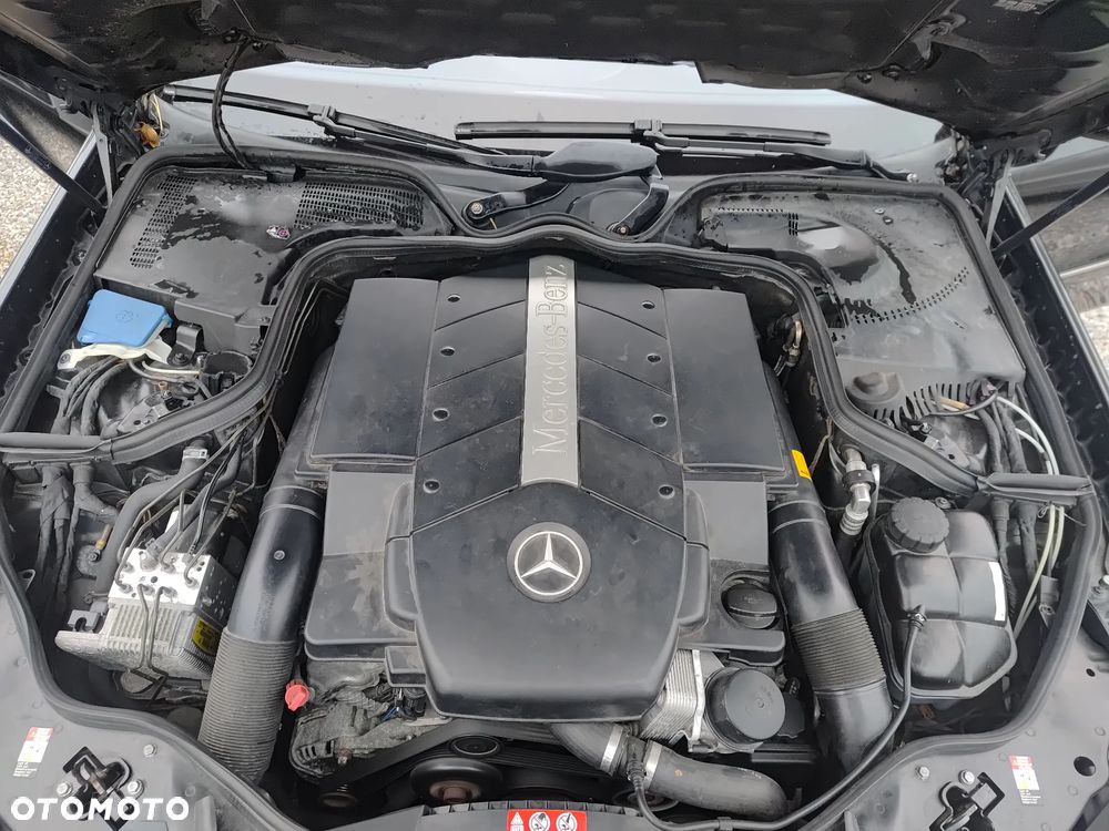 Mercedes-Benz Klasa E 500 Avantgarde Sport Edition - 31