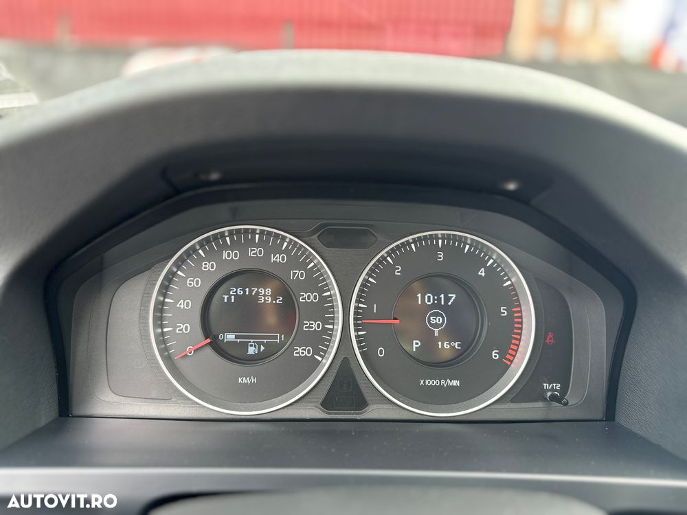 Volvo V60 D4 Geartronic Business Edition - 25