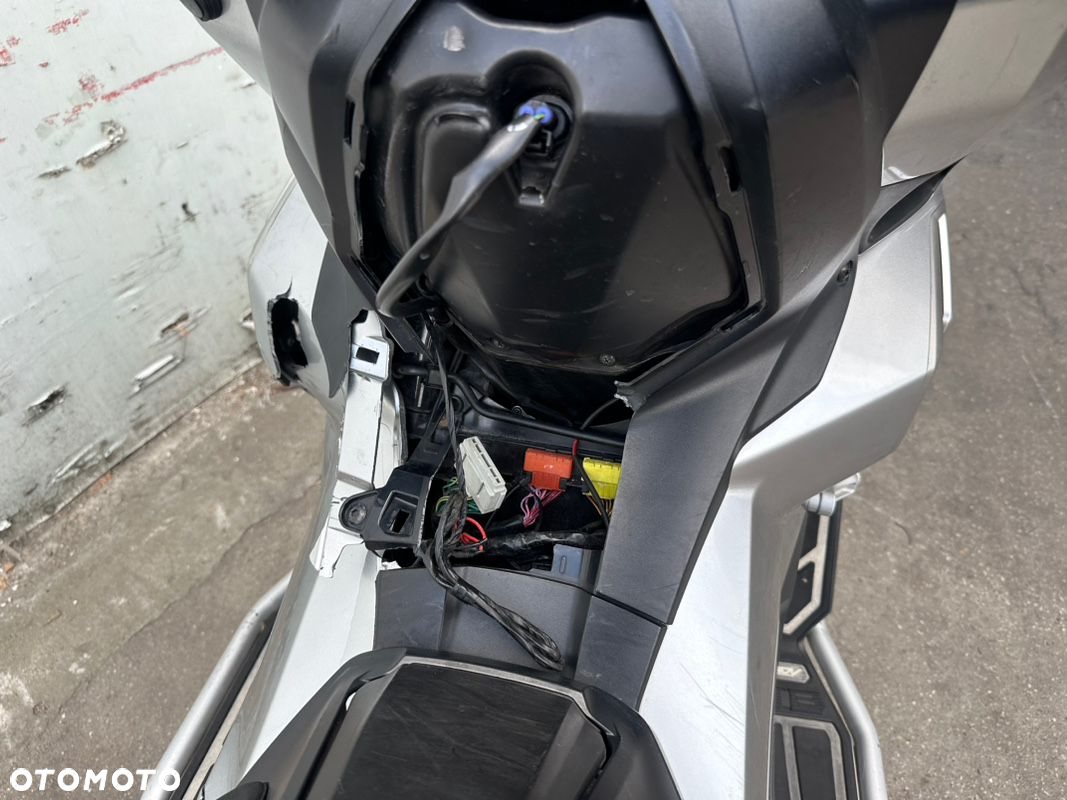 Honda X-ADV - 8