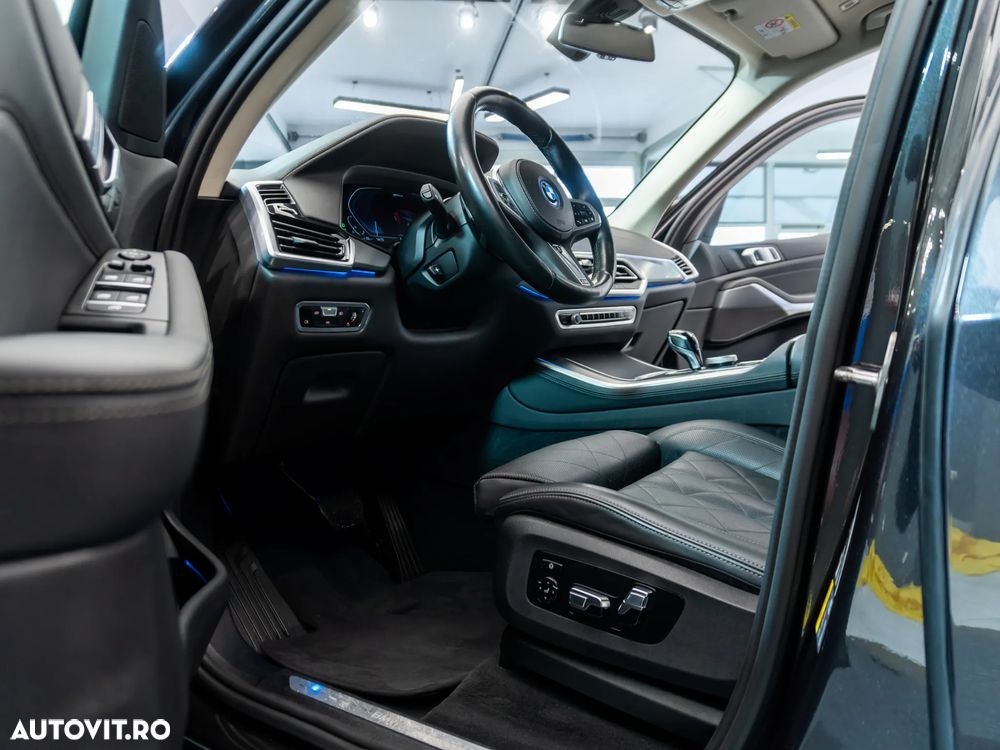 BMW X5 xDrive45e - 28