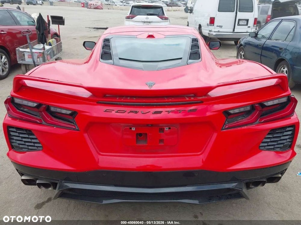 Chevrolet Corvette - 3