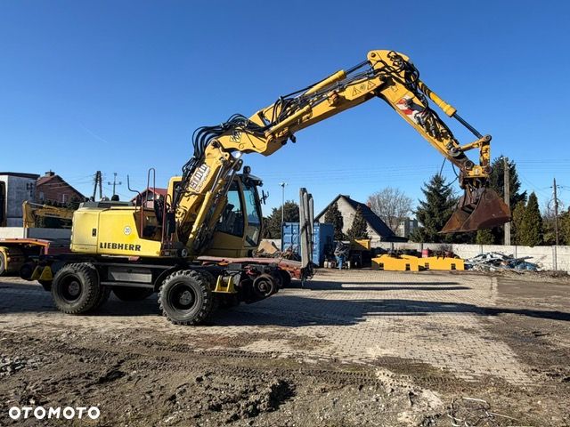 Liebherr A 900 C ZW - 6