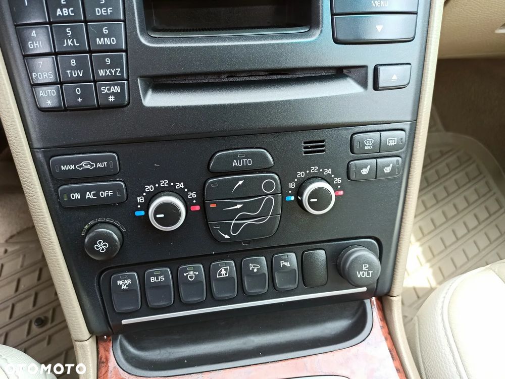 Volvo XC 90 3.2 Executive - 31