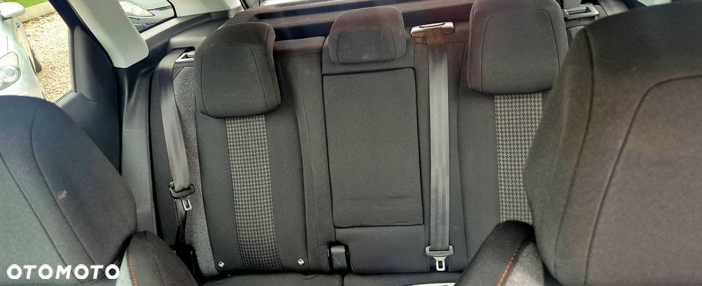 Peugeot 3008 1.2 PureTech Active Pack S&S - 29