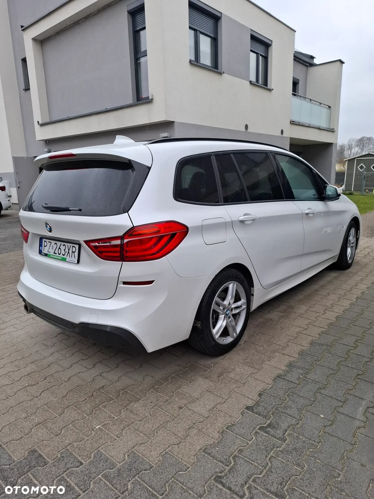 BMW Seria 2 218i M Sport - 8