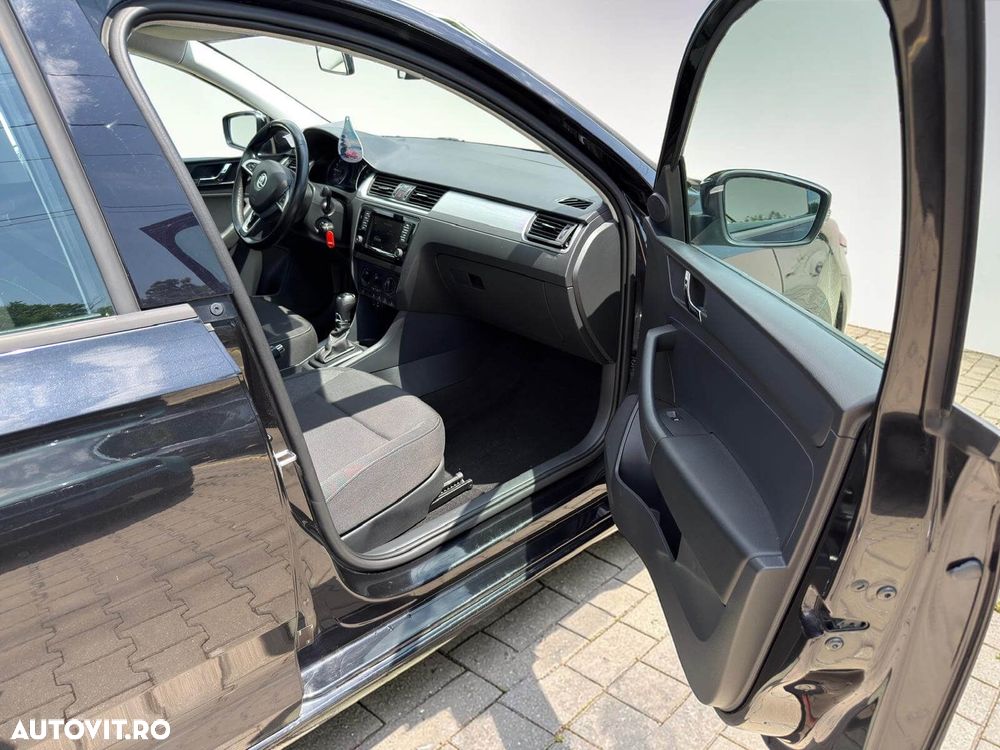 Skoda RAPID 1.4 TDI Ambition DSG - 9