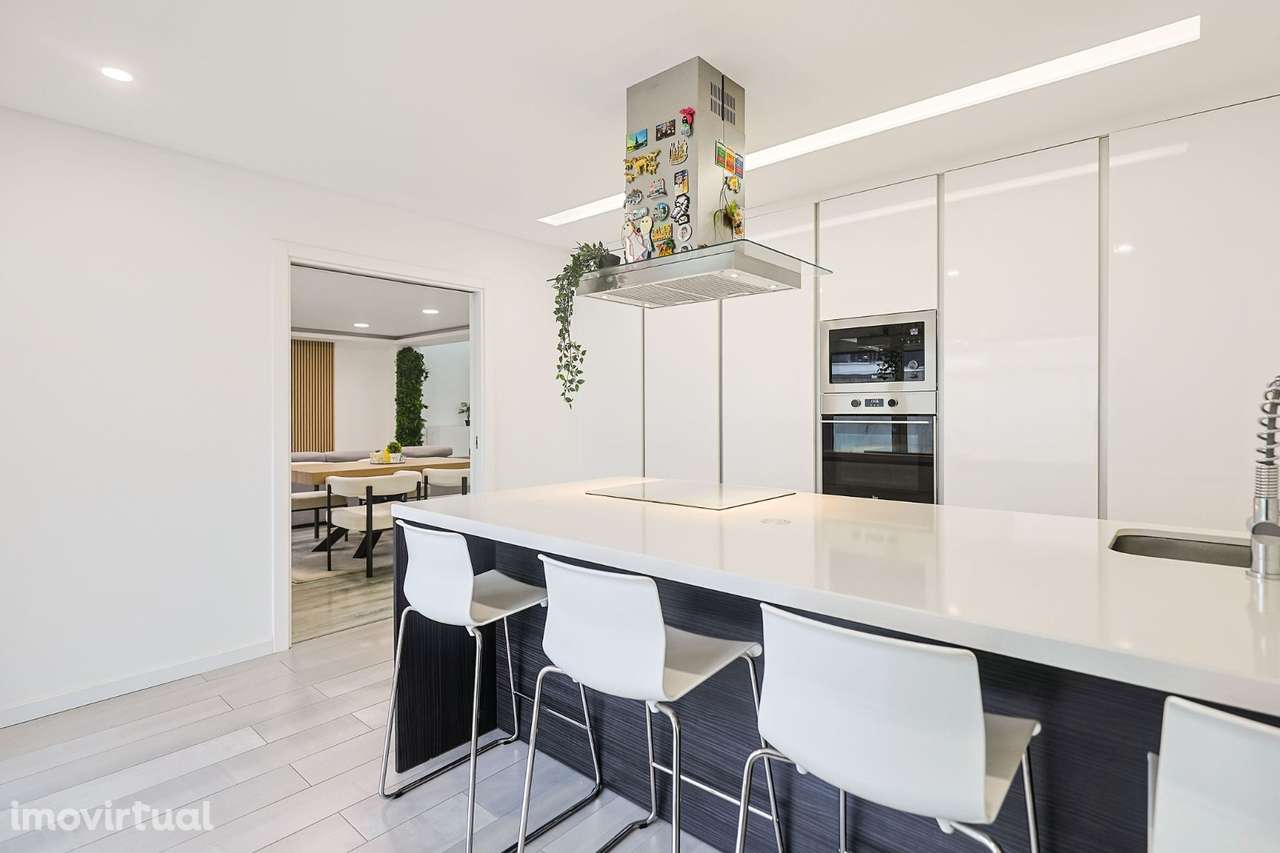 Moradia T4 Moderna 262m²|Lote 300m²| Sala 60m² |Garagem 50m² –Redondos - Grande imagem: 4/13