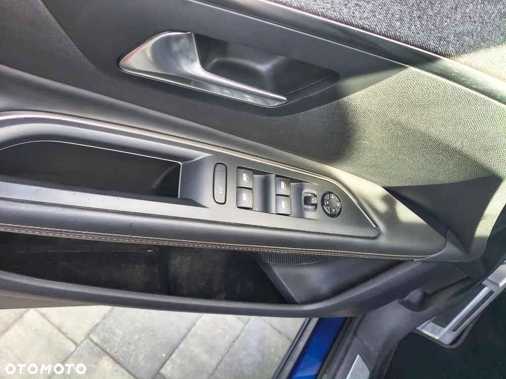 Peugeot 3008 2.0 BlueHDi Allure S&S - 31