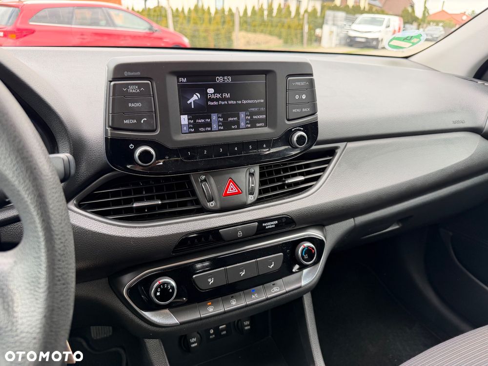 Hyundai i30 1.4 Fifa World Cup Edition - 19