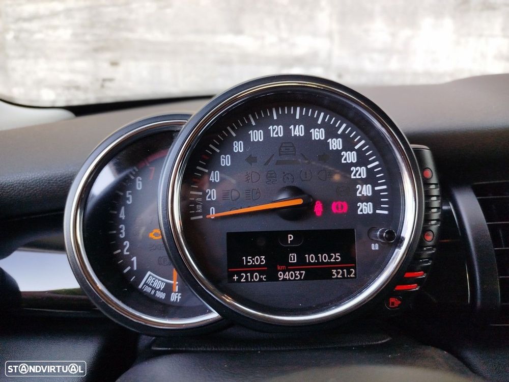 MINI 5 Portas One Auto - 9