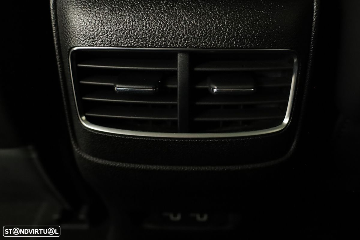 MG EHS 1.5 T-GDI Plug-in Hybrid Luxury - 22