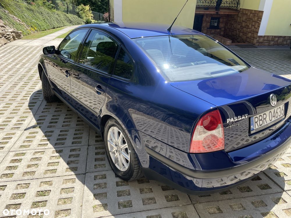 Volkswagen Passat - 5